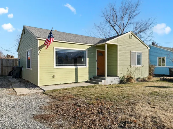 806 9th St, Benton City, WA 99320