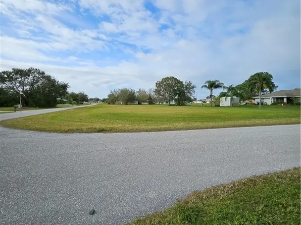 600 Holly Dr, Sebring, FL 33876