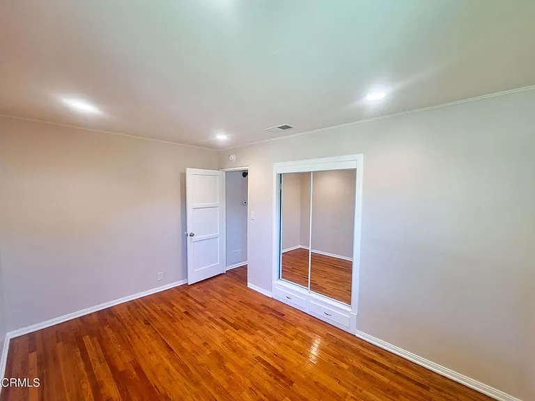 2919 Doolittle Ave — Photo 11