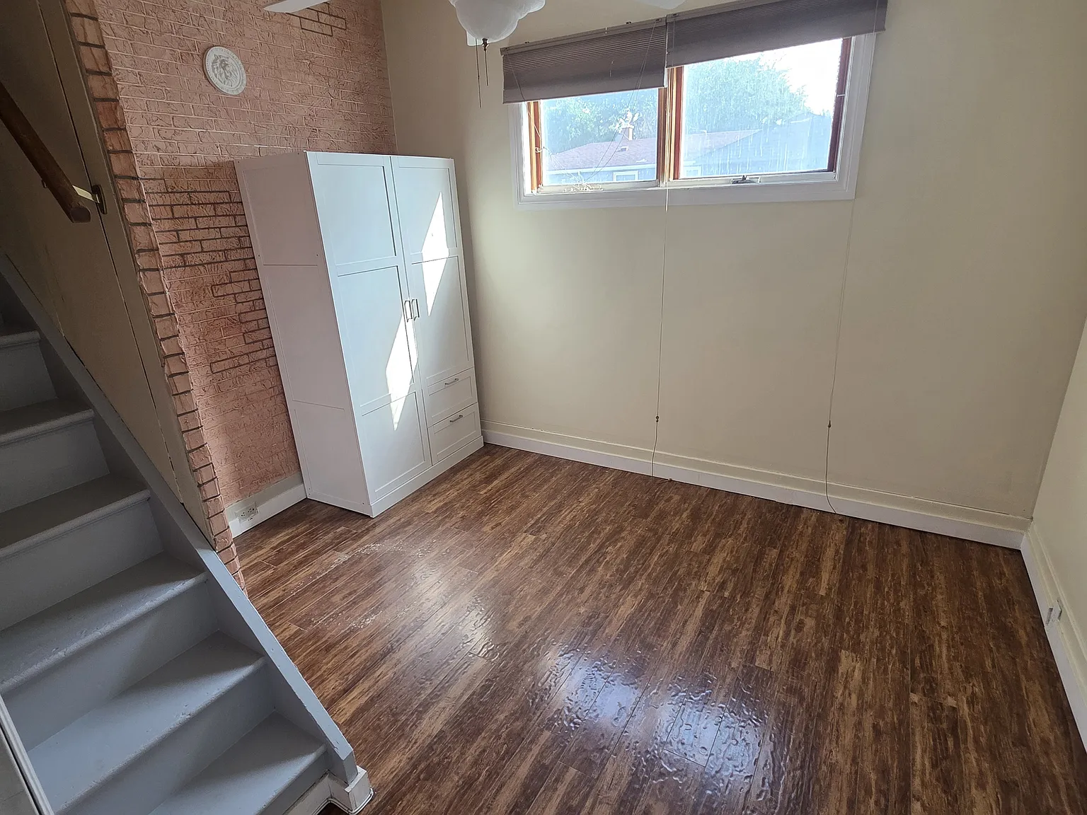 2 bed, 934 sqft, $1,900 — Photo 2