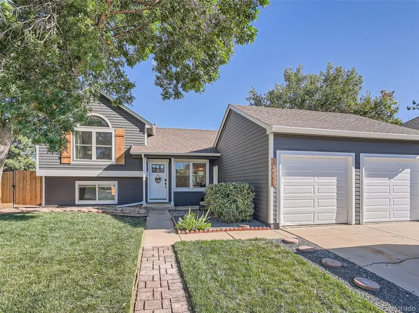 13225 W 63rd Circle, Arvada, CO 80004