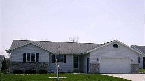 1st image of 439 W Hawthorne Dr