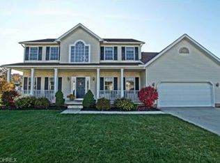 14818 Glen Valley Dr, Middlefield, OH 44062