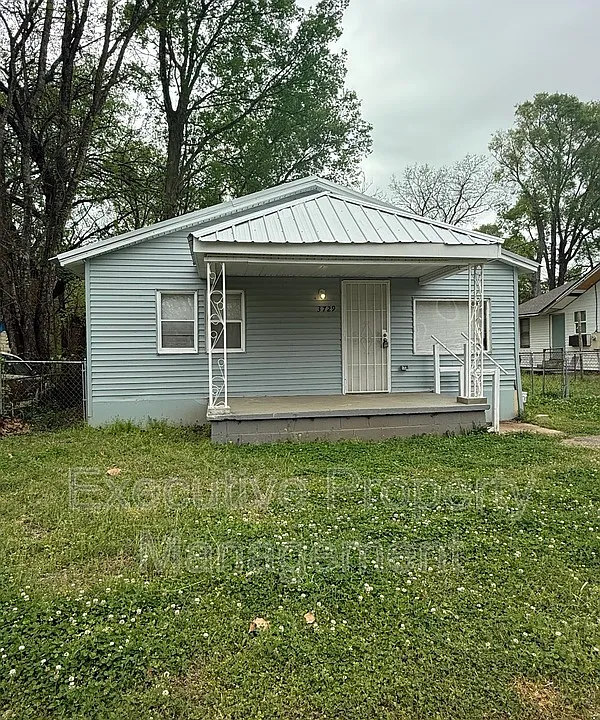 3729 Pine Ave SW