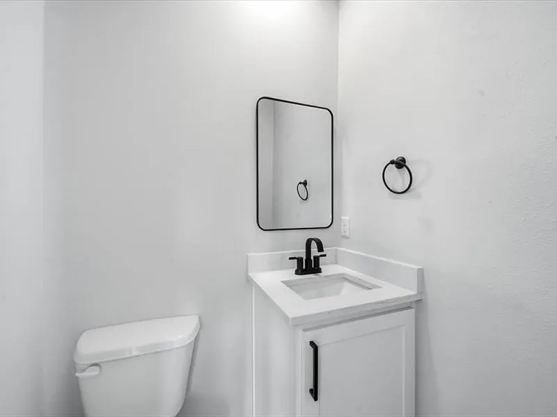 3 bed, 2.5 bath, 1790 sqft, $2,200 — Photo 4