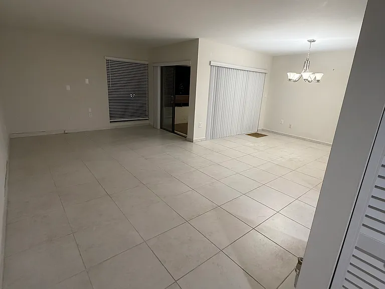 9030 SW 125th Ave #E206 — Photo 13
