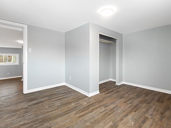4th image of 235 Percy St #1
