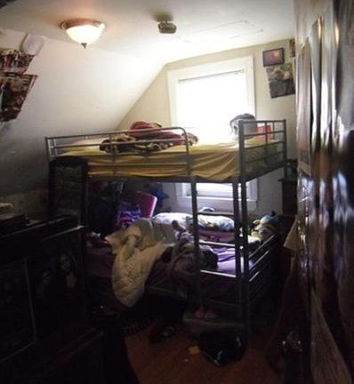 3rd image of 2131 N Narragansett Ave