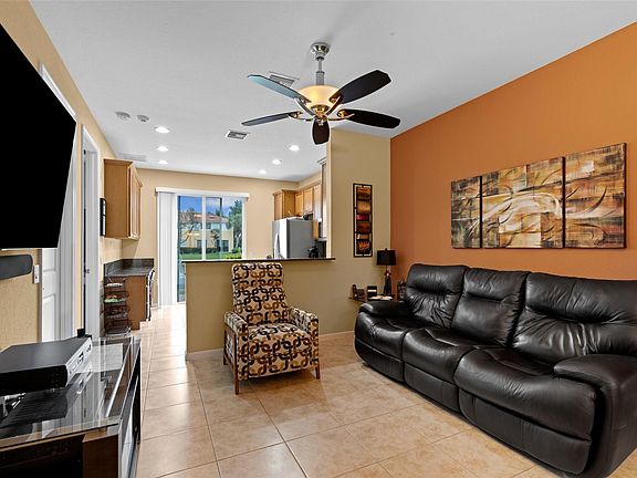 5th image of 7218 Briella Drive