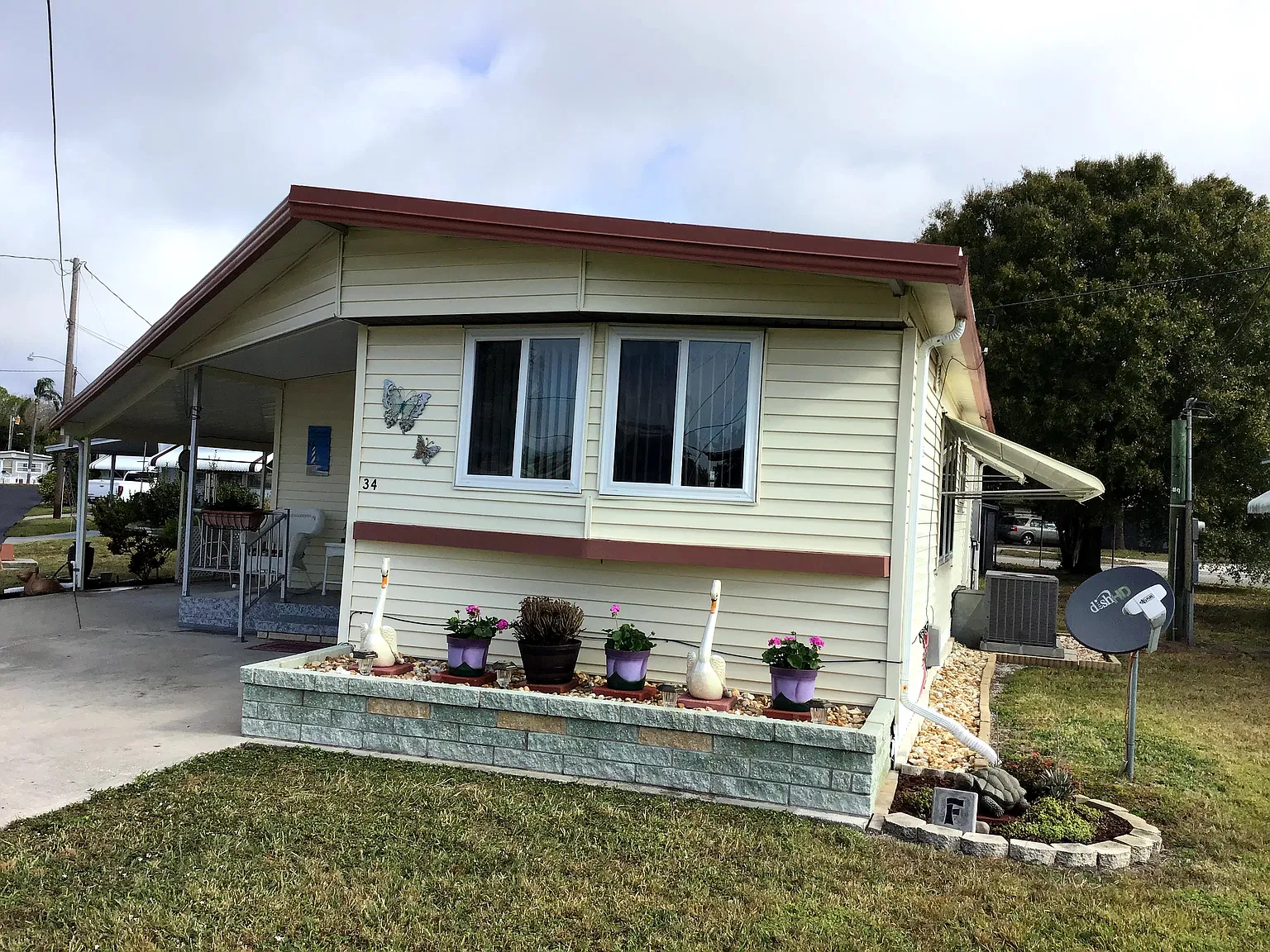2 bed, 2.0 bath, $1,200 — Photo 1