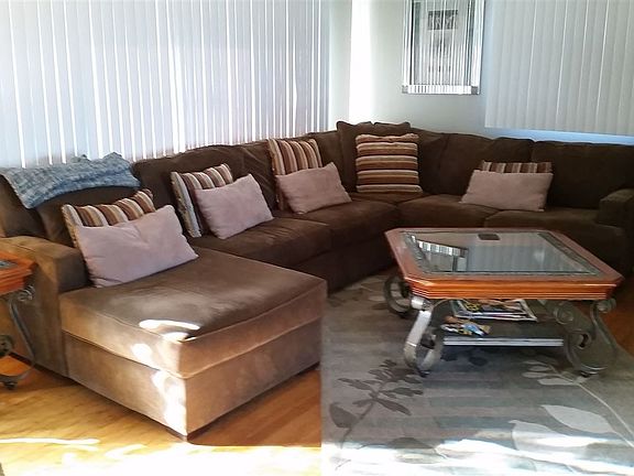 2nd image of 7399 Oak Dr