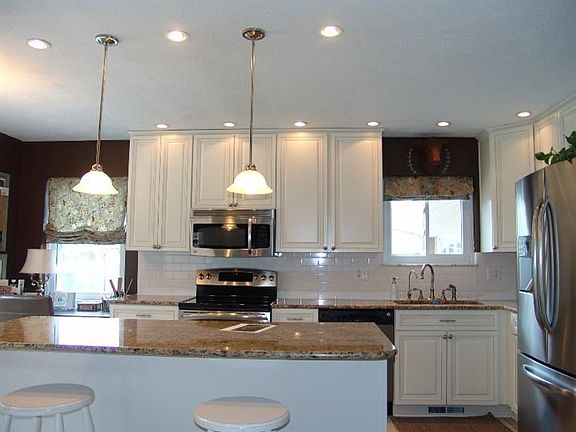 5th image of 2046 Northern Dr
