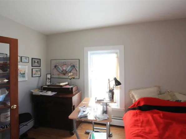 126 Holworthy St, Cambridge, MA 02138