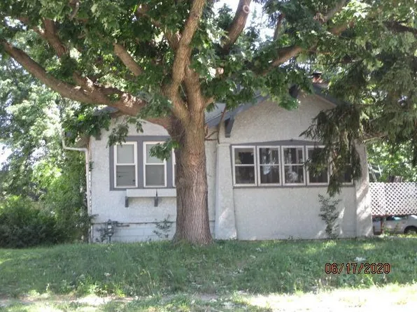 2744 Fort St, Omaha, NE 68111