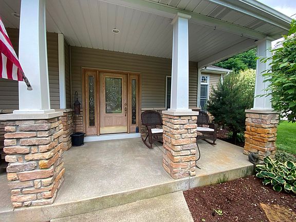 2nd image of 25589 Windsor Dr