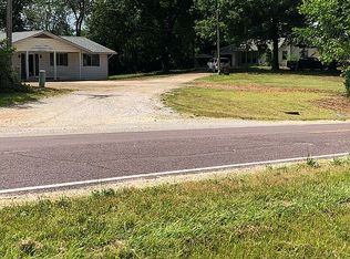 327 N Lincoln Dr, Troy, MO