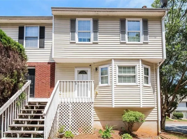 6331 Wedgeview Dr, Tucker, GA 30084