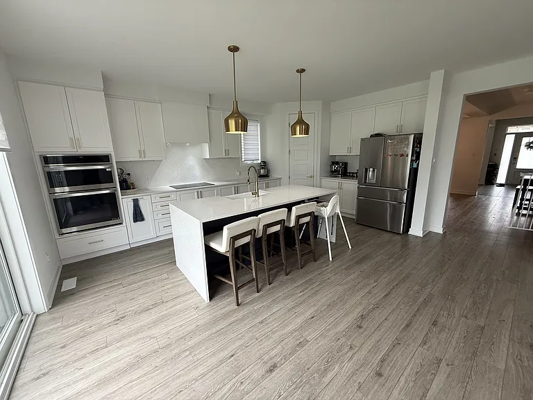6333 Ottawa St W #1 — Photo 4