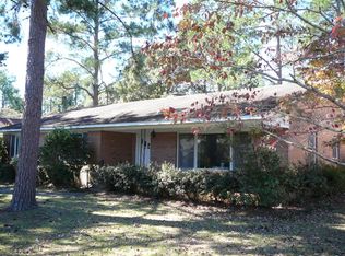 424 Santee Dr, Santee, SC 29142