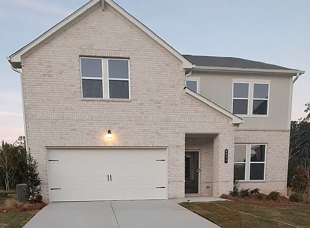 4 bed, 2.5 bath, 3085 sqft, $2,850 — Photo 1
