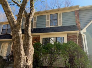 10203 Scarborough Commons Ct, Burke, VA 22015