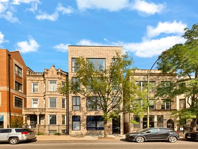1343 N Western Ave, Chicago, IL, 60622