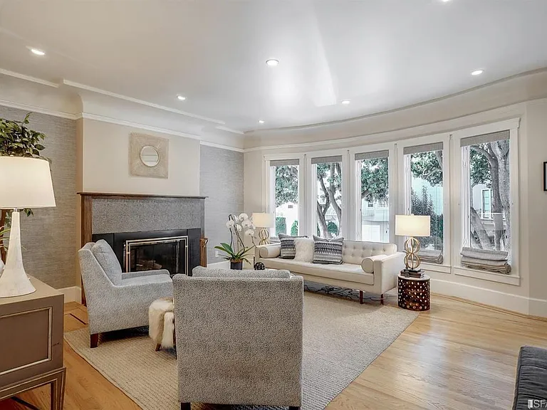 256 Mallorca Way — Photo 3