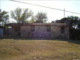 1st image of 805 Glenn Dr
