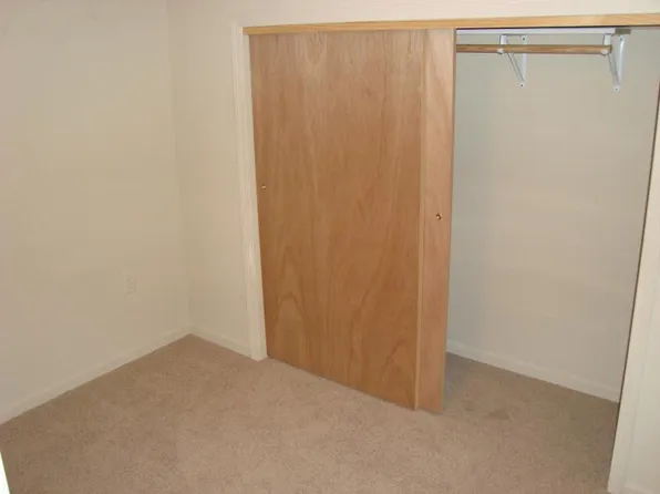 1016 9th St S, La Crosse, WI 54601