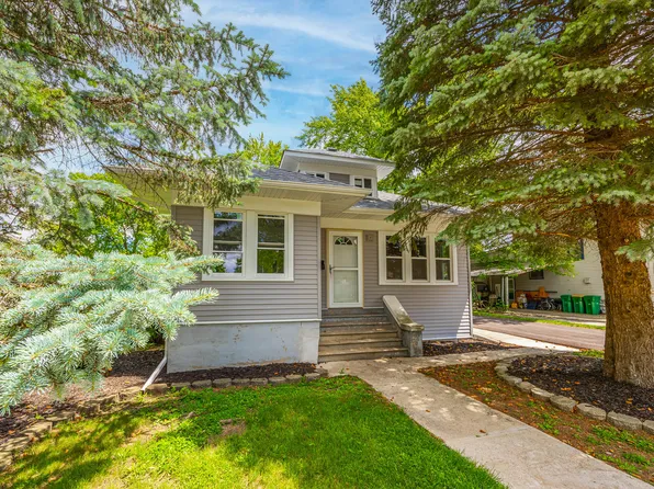 550 E 12th St, Lockport, IL 60441