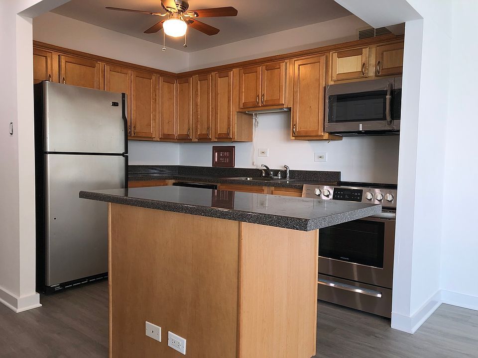 1st image of 7337 S South Shore Dr APT 927