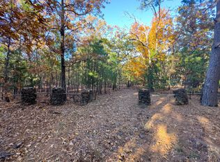 831 Happy Hl, Hartshorne, OK 74547