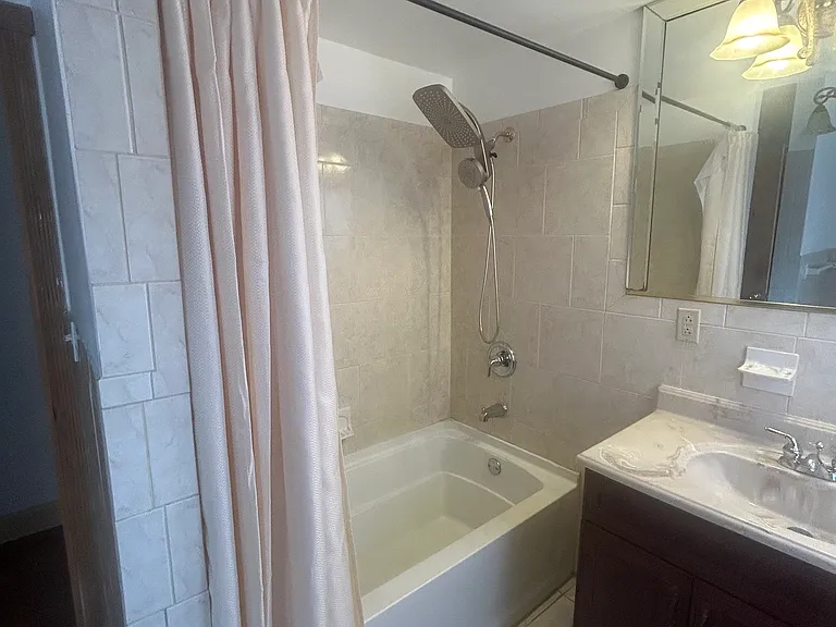 4 S Gilmor St — Photo 25