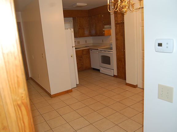 3rd image of 17 Burgess Ave #B