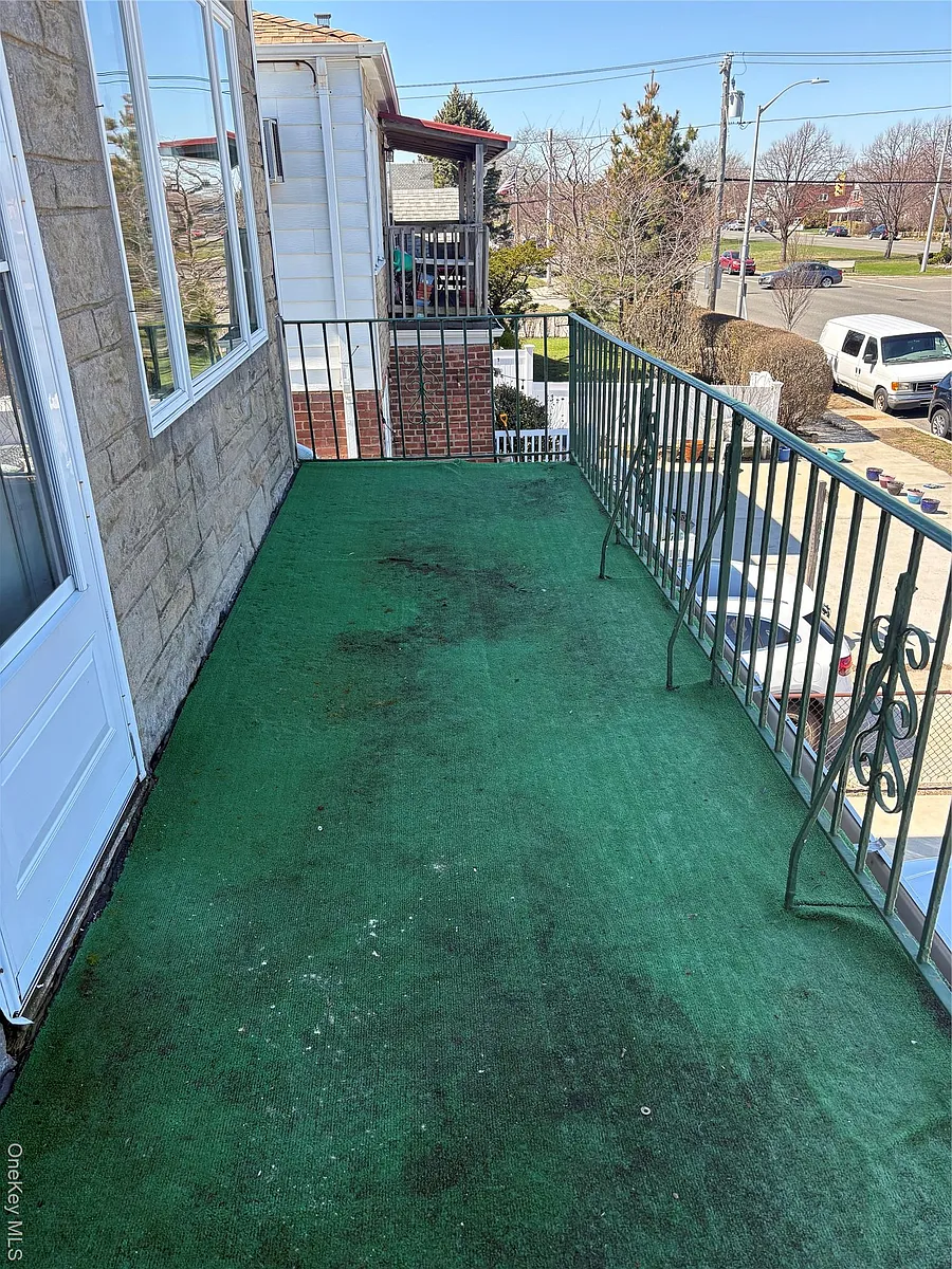 Building Photo - 514 E Park Ave #UPPER
