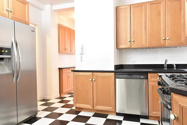 Rented by (Legacy) NY Quality Living Uptown | media 3