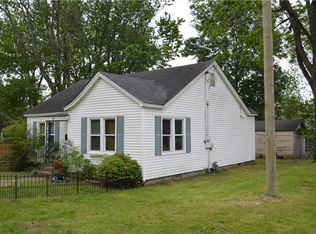 327 SW 4th St, Bentonville, AR 72712