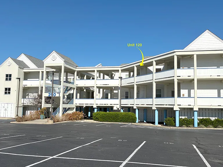 260 Dune Rd #120 — Photo 19