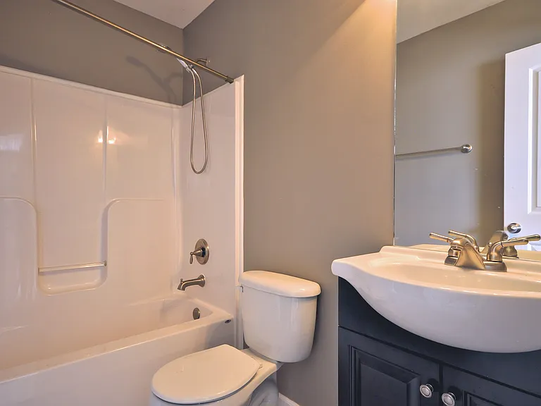 325 Sam Houston Cir — Photo 27