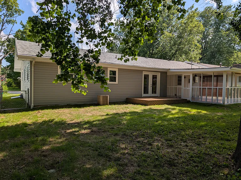 2141 E Page St — Photo 10