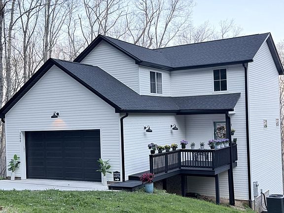 2nd image of 3590 Crown Colony Dr NW