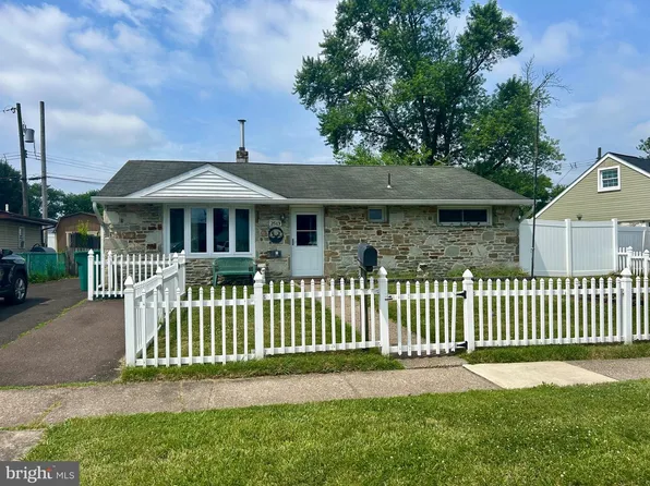 2513 Laurel Dr, Bristol, PA 19007
