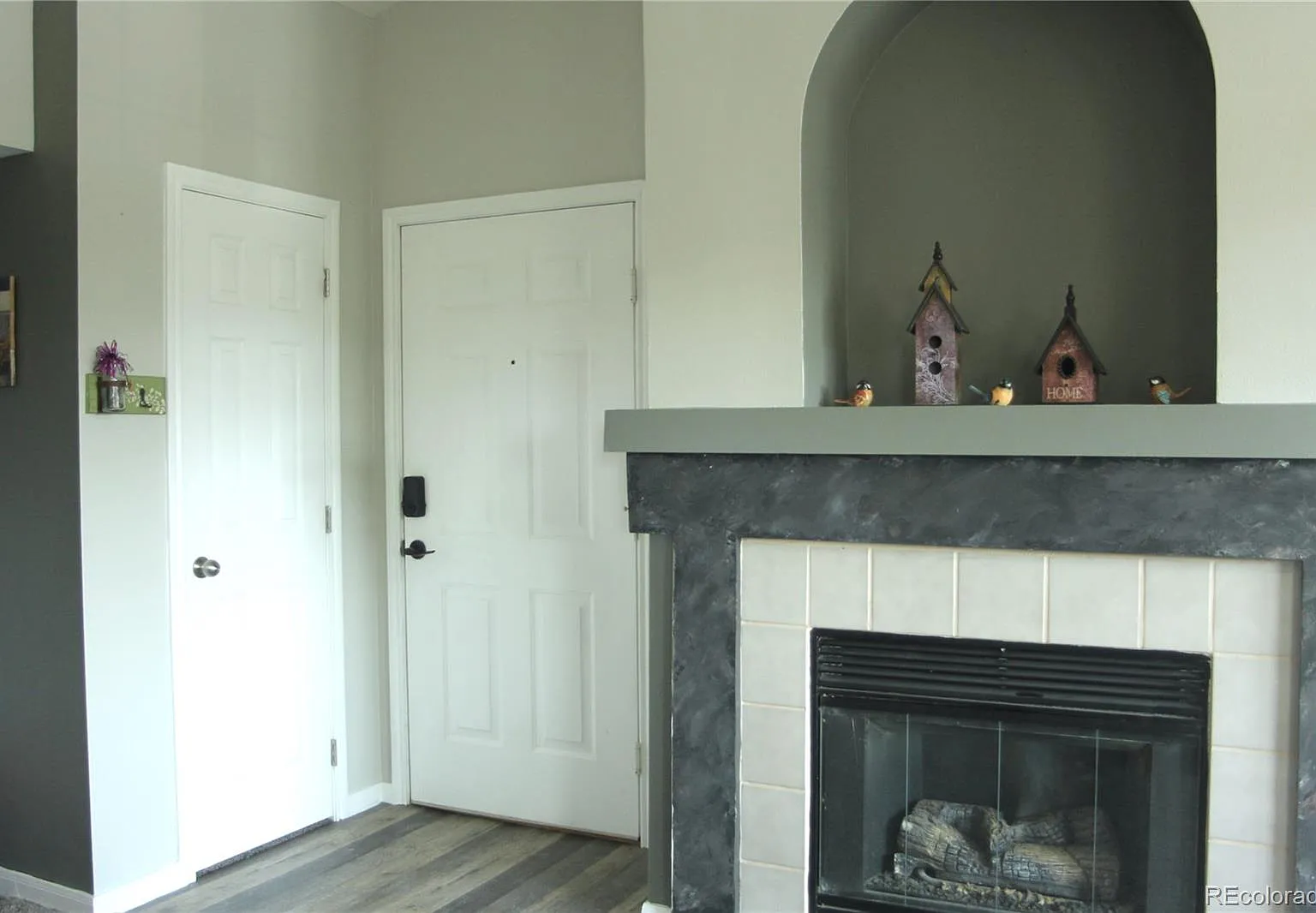 2 bed, 1.0 bath, 990 sqft, $1,850 — Photo 3