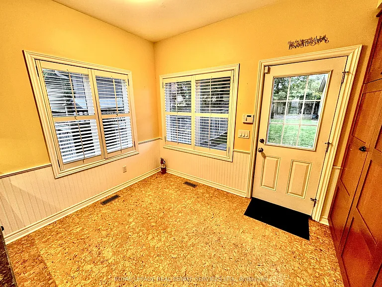 2401 Ennerdale Rd — Photo 8