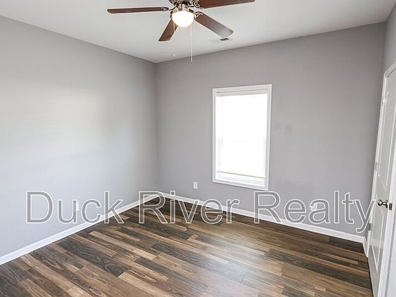5th image of 130 Westover Dr