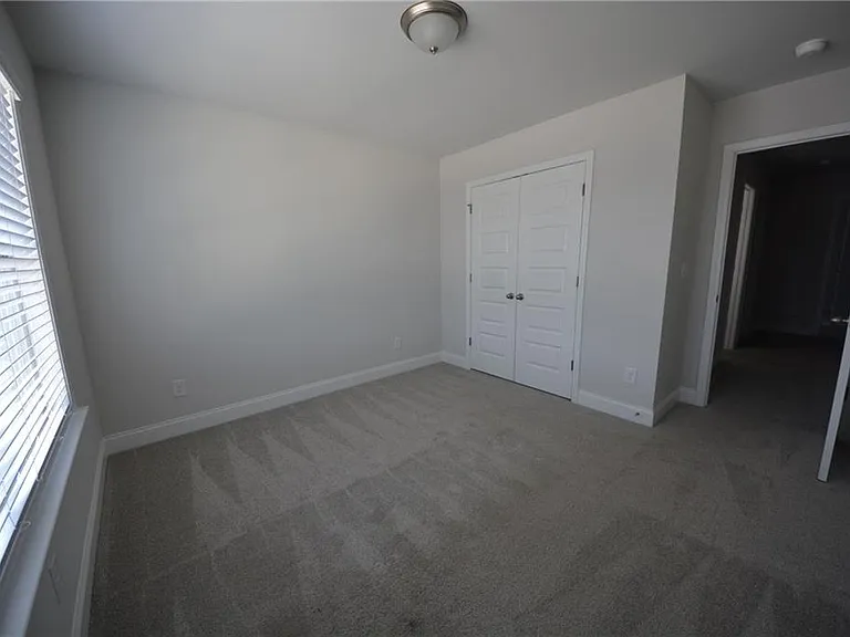 547 Hellen Valley Dr — Photo 45