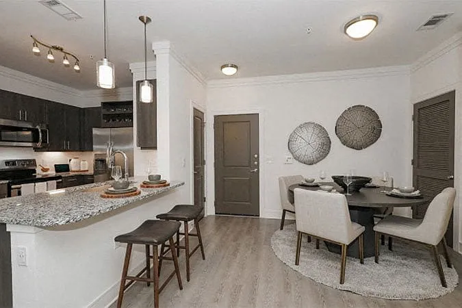 Cue Luxury Apartments — Photo 9