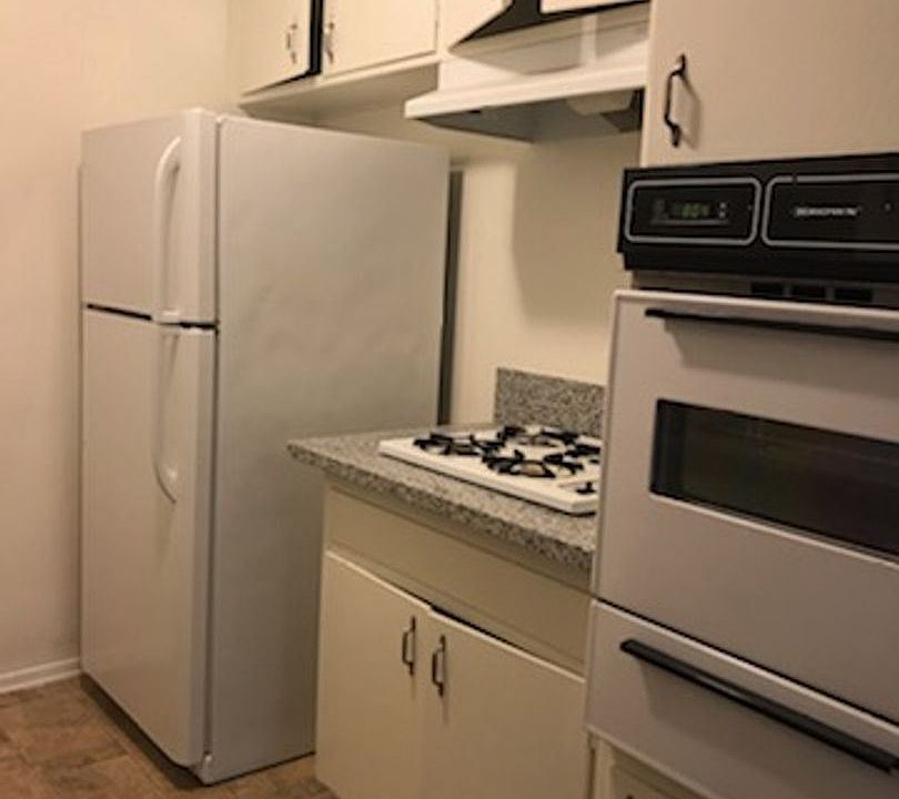 1st image of 7067 Hawthorn Ave #15292030