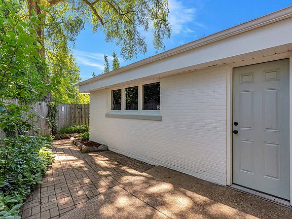 5th image of 1357 Westwood Ct