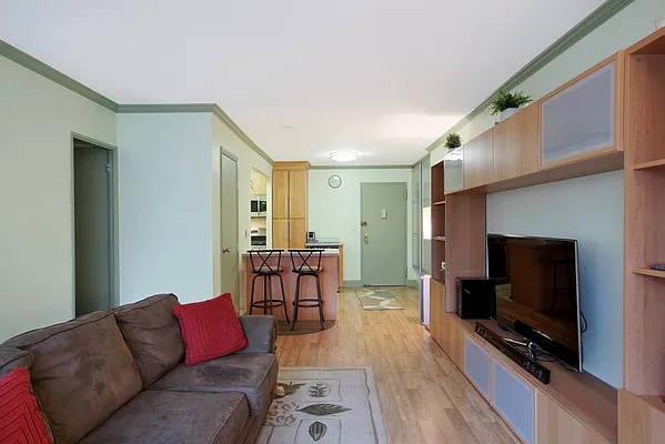 Sold by Corcoran | media 2